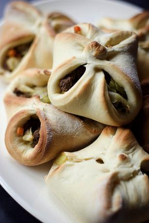 Bierocks (German Hamburger- and Cabbage-filled rolls). Photo by bunnybum