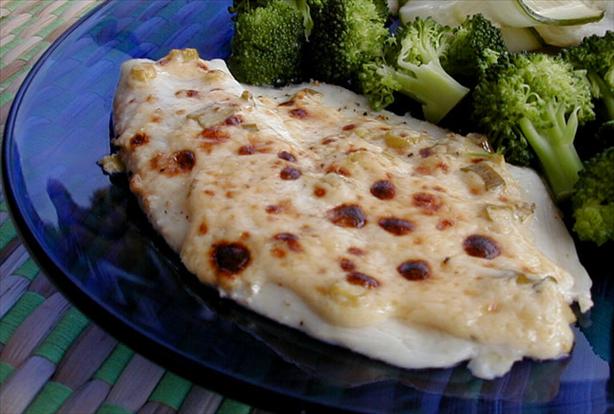Halibut With Garlic Mayonnaise-Parmesan Topping. Photo by ms_bold