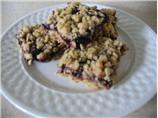 Razzle Raspberry Oatmeal Cookie Bars. Photo by WonderMima