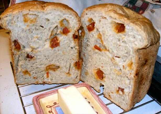 Homemade Cheese and Pepperoni Bread (Bread Machine). Photo by Karen=^..^=