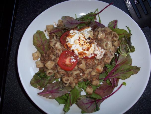 Pasta with Lentils and Goat Cheese. Photo by Feed_Me