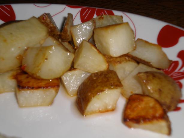 Delicious Oven-Roasted Potatoes. Photo by mailbelle