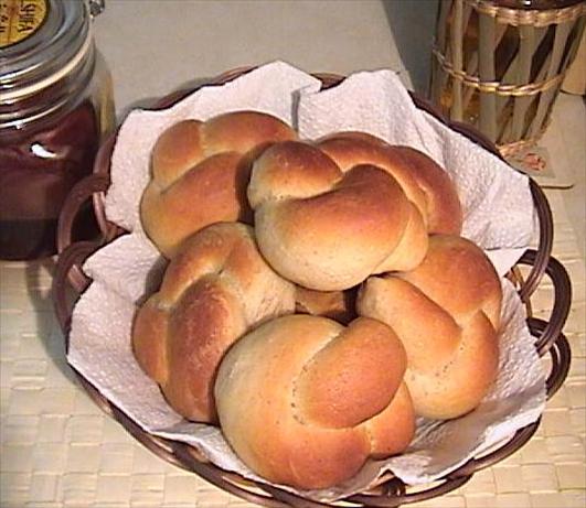Honey Oat and Wheat Rolls. Photo by najwa