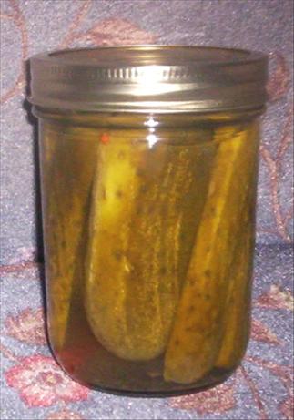 Aunt Agnes' Garlic Dill Pickles. Photo by Chipfo