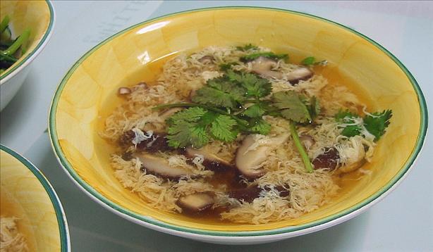 Egg Drop Soup (Tamago Toji). Photo by WaterMelon