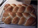 Famous Challah. Photo by ROV Chef