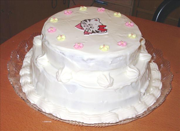 White Chocolate Wedding Cake. Photo by AdriMicina