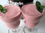 Strawberry Yogurt Milkshake Smoothie