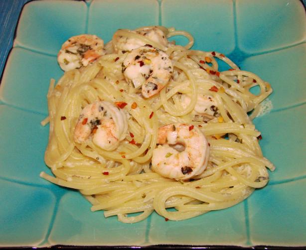 Shrimp Scampi With Pasta Alfredo. Photo by Boomette