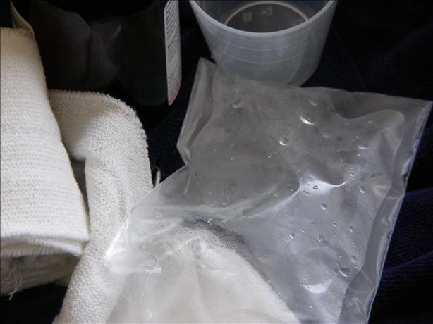 Homemade Gel Pack. Photo by kiwidutch