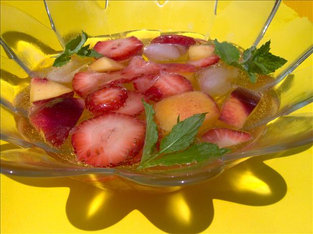Peach & Strawberry Punch/nectarine Sunrise/fruity Lemonade Peach & Strawberry Punch/nectarine Sunrise/fruity Lemonade