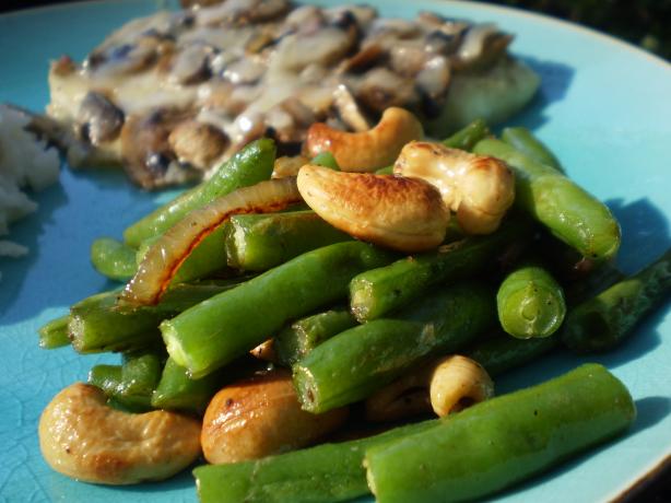 Green Beans With Cashews. Photo by breezermom