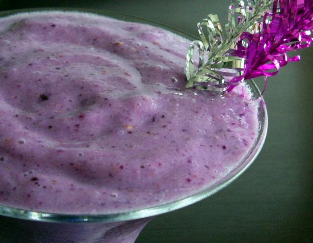 Pineapple, Blueberry, Banana Shake. Photo by AmandaInOz