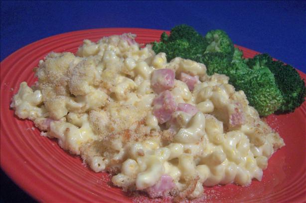 Canadian Living's Macaroni and Cheese With Ham. Photo by *Parsley*