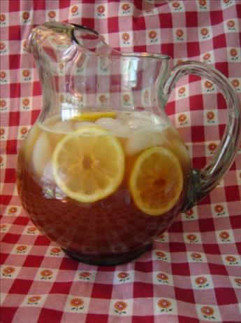 Fruit Blast Sage Iced Tea. Photo by Sue Lau