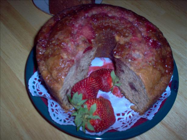 Strawberry Pound Cake. Photo by Marlitt