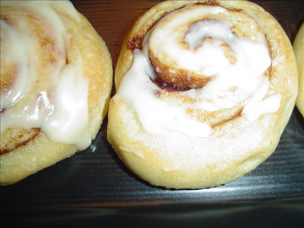 Pampered Chef Cinnamon Rolls. Photo by katie in the UP