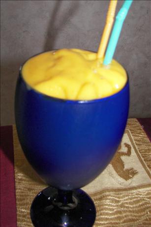 Mango-Banana Smoothie. Photo by Baby Kato