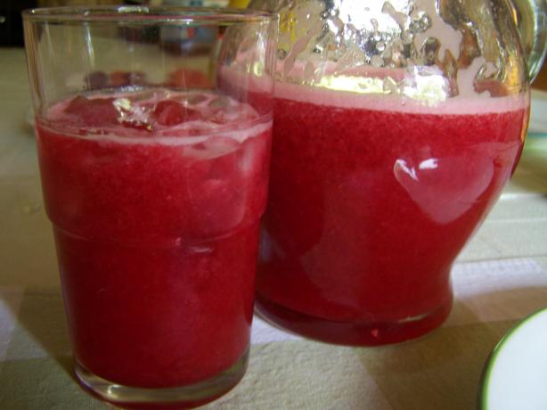 Raspberry-Lime Iced Tea. Photo by wicked cook 46