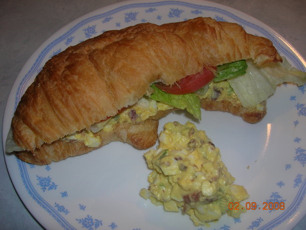 Blt  Egg Salad Croissant. Photo by Cooksci