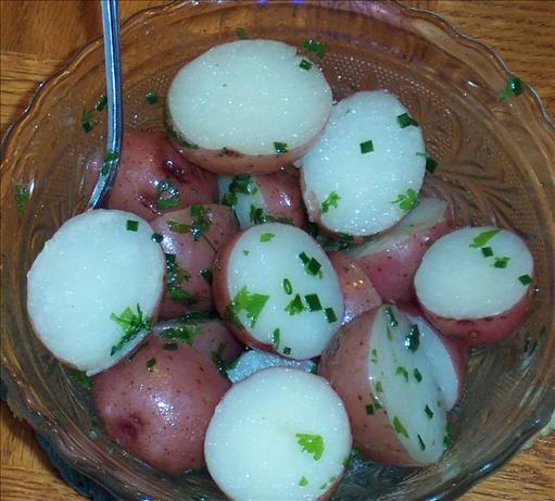 Steamed Buttery Herbed New Potatoes. Photo by Hey Jude