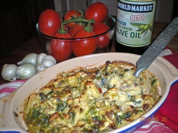 Tortellini  and Spinach Bake. Photo by gemini08