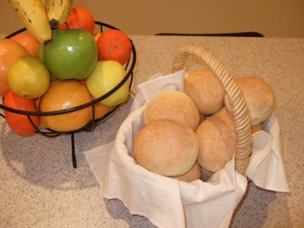 Prize-winning Crusty Rolls (bread Machine Dough Cycle). Photo by Gatorbek