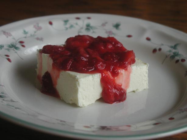 Low Carb Lemon "cheesecake" Bars. Photo by mailbelle