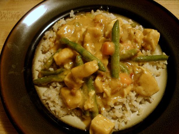 Creamy Peanut Chicken. Photo by PSU Lioness