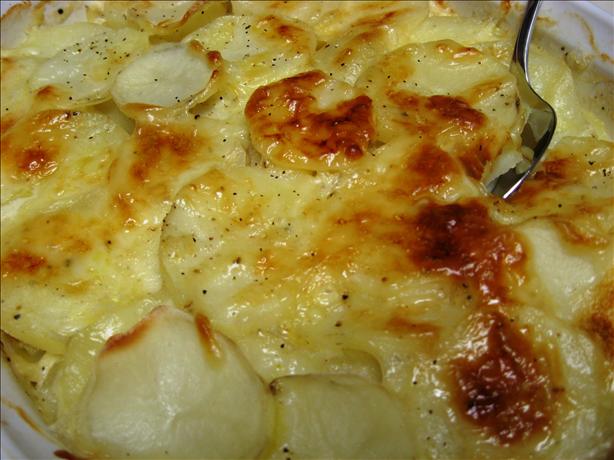 Lightened Scalloped Potatoes With Cheese. Photo by HeatherFeather