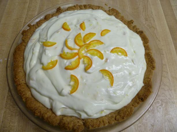 Kumquat Refrigerator Pie. Photo by Ambervim