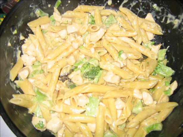 Cheesy Chicken & Broccoli Macaroni. Photo by tinkerbelle79