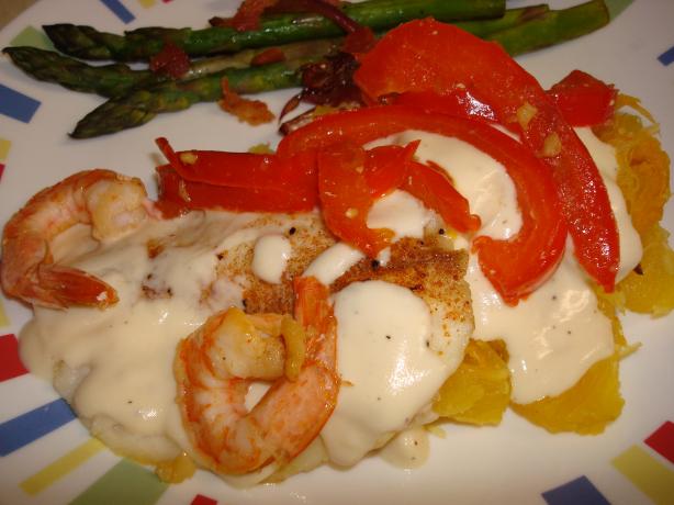 Alfredo Shrimp Tilapia. Photo by Starrynews