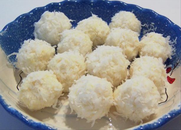 Pineapple Coconut Snowballs. Photo by Bobtail