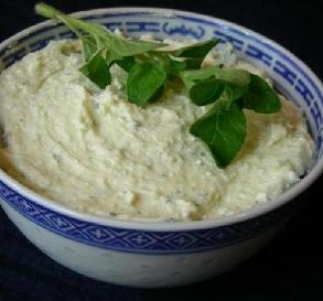 Feta & Garlic Dip