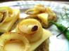 Crackers with Cheese and Onion
